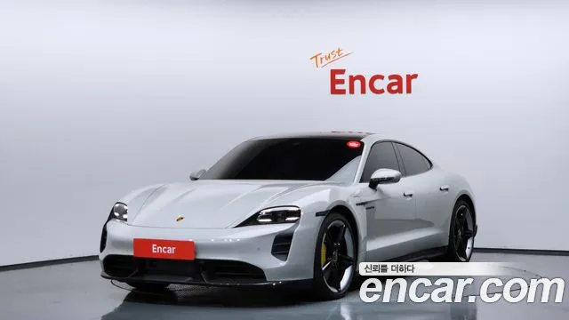 Porsche Taycan Turbo S