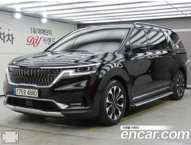 Kia Carnival 4 Gasoline 9 Signature