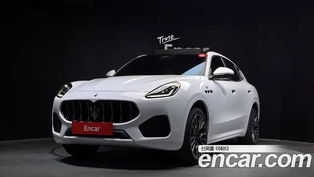 Maserati 2.0 AWD GT
