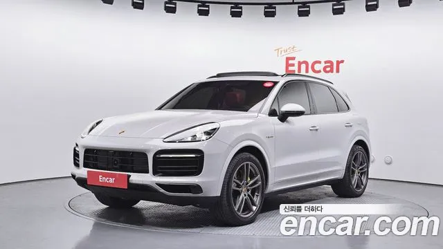 Porsche Cayenne (PO536) 3.0 E-Hybrid