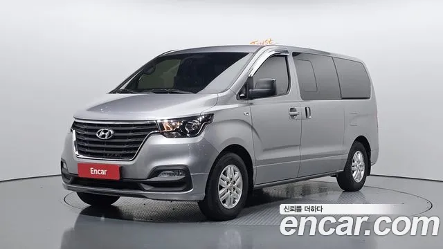 Hyundai The New Grand Starex 5