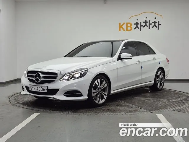 Mercedes-Benz E- W212 E300 4MATIC