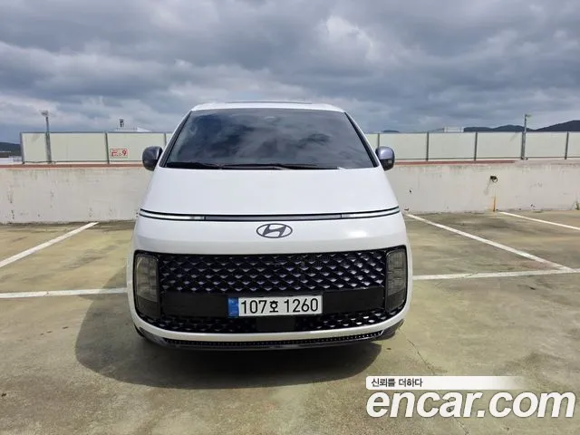 Hyundai Staria 4WD 9 Inspiration