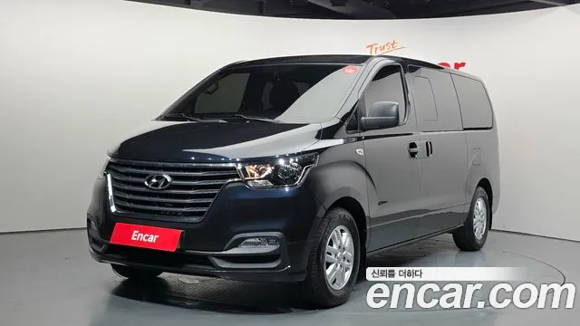 Hyundai The New Grand Starex 5
