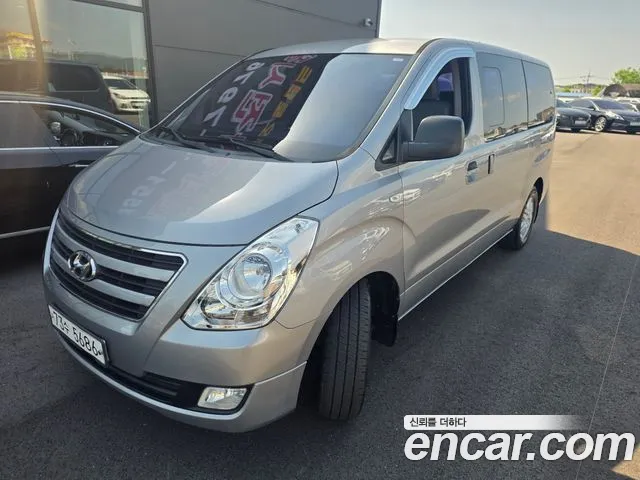 Hyundai Grand Starex 12