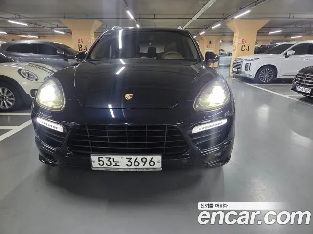 Porsche Cayenne 4.8 GTS 958