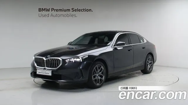 BMW 5 (G60) 520i