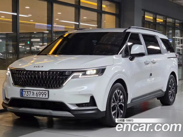Kia Carnival 4 11 Prestige
