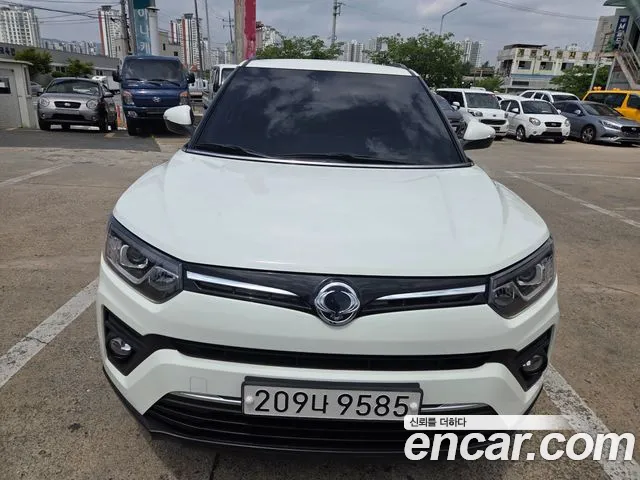 KG Mobility(SsangYong) Tivoli Gasoline 1.5 2WD V3