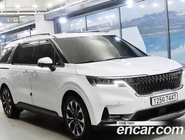Kia Carnival 4 Gasoline 7 Noblesse