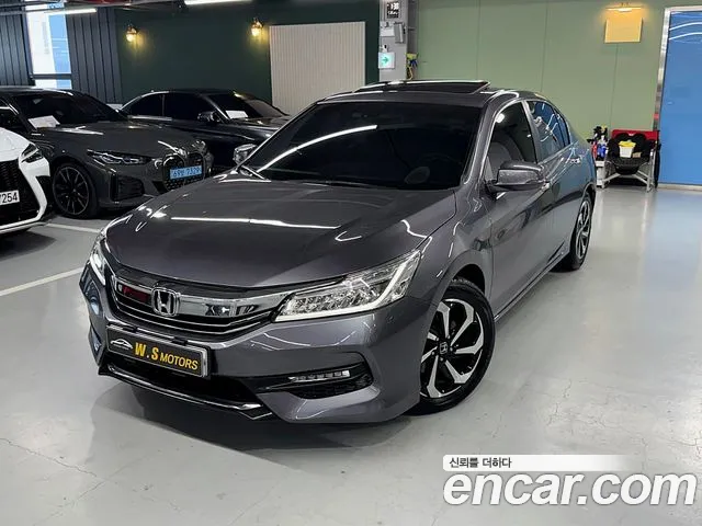 Honda Accord 2.4 9