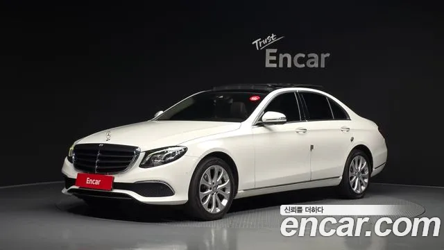 Mercedes-Benz E- W213 E300 Exclusive
