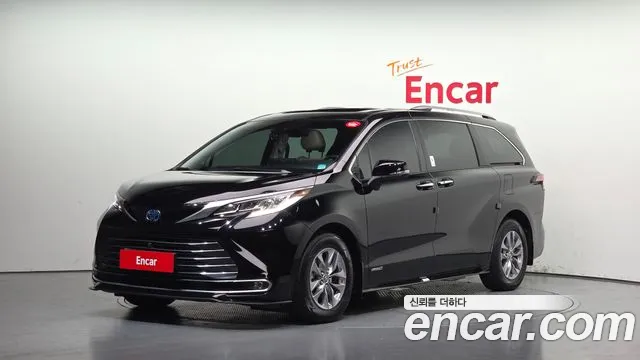 Toyota 4 2.5 Hybrid AWD