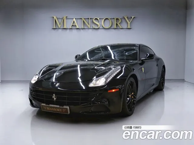 Ferrari FF 6.3 V12