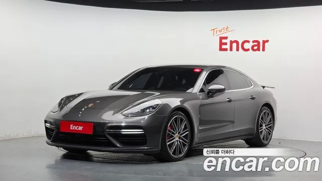 Porsche Panamera (971) 4.0 Turbo
