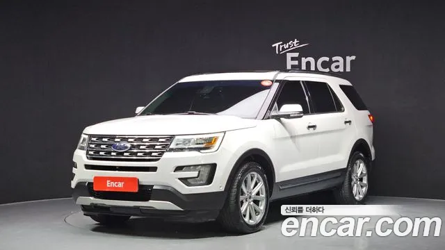 Ford Explorer 2.3 Limited 4WD 5