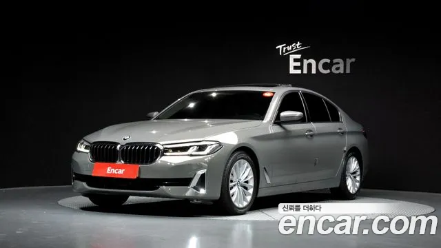 BMW 5 (G30) 520i