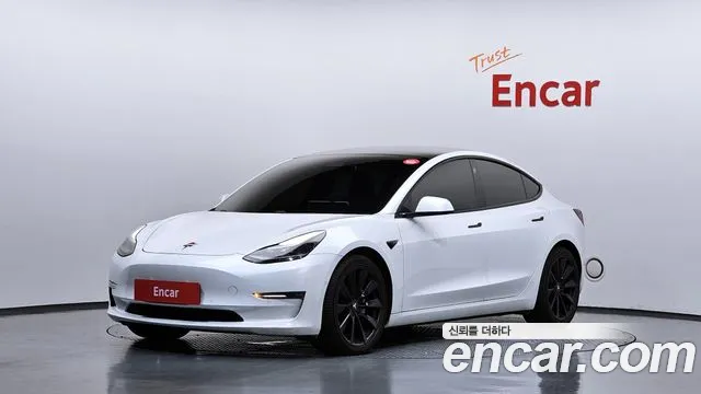 Tesla 3 AWD