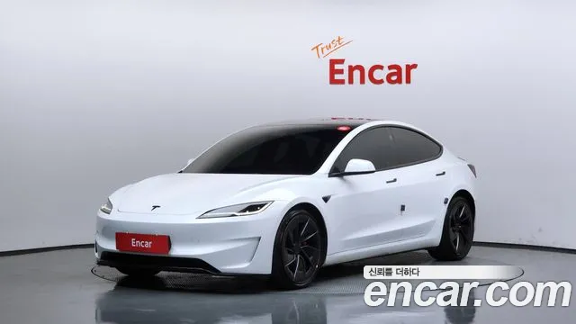 Tesla 3 AWD