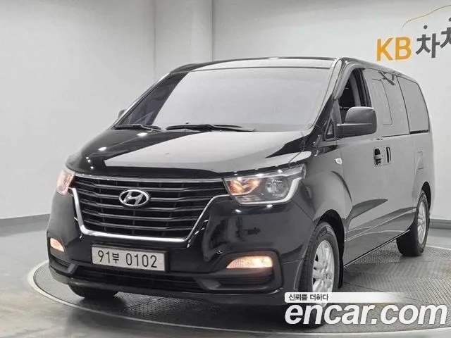 Hyundai The New Grand Starex 5