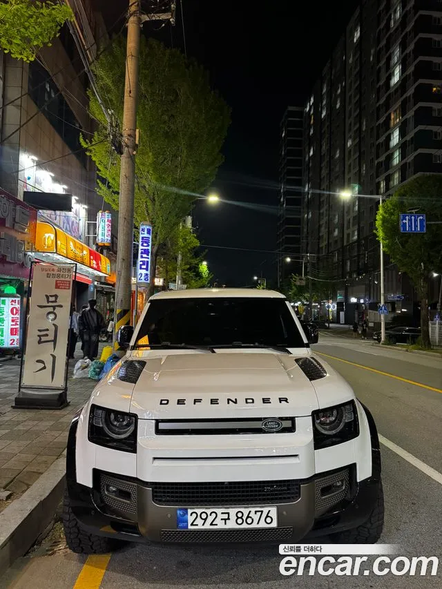 Land Rover Defender (L663) 110 P300 X- SE