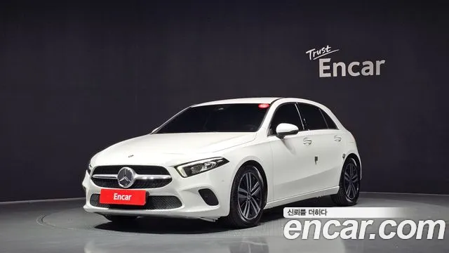 Mercedes-Benz A- W177 A220