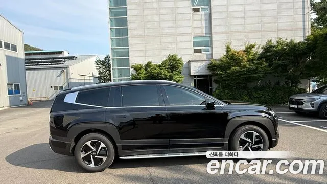 Hyundai 9 2WD 6 Exclusive