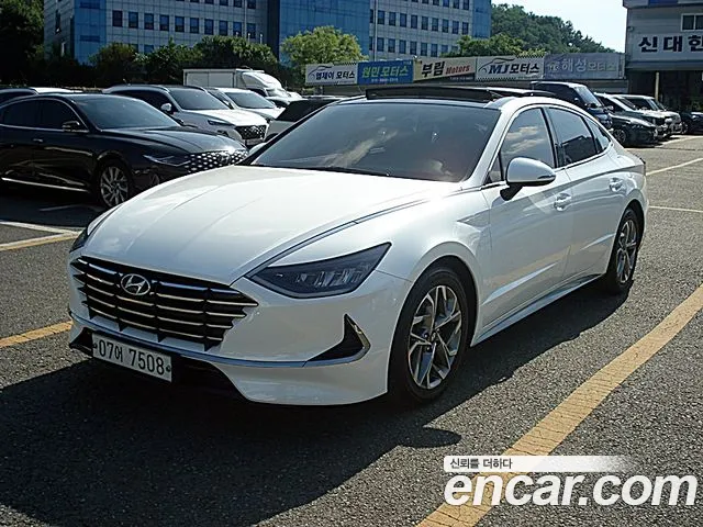 Hyundai Sonata (DN8) 2.0 Premium