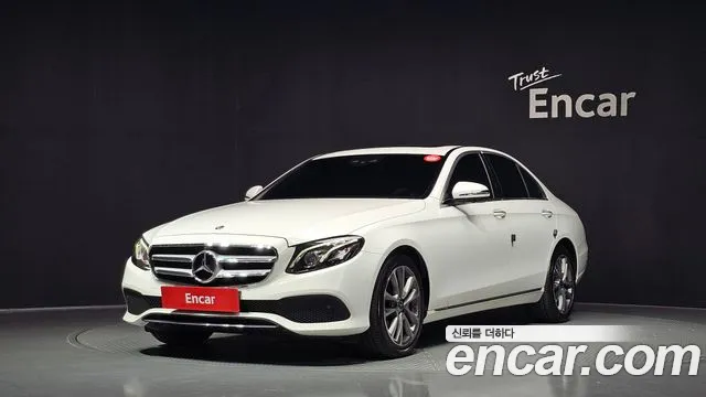 Mercedes-Benz E- W213 E300 4MATIC