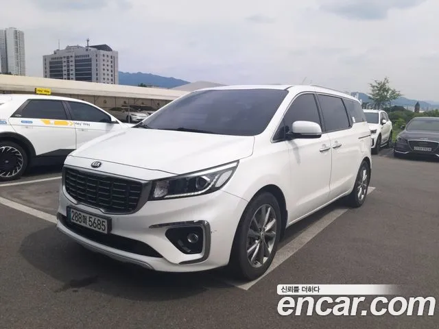 Kia The New Carnival 9 Prestige