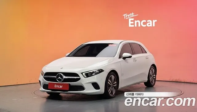 Mercedes-Benz A- W177 A220