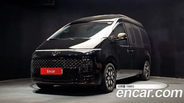 Hyundai Staria 7