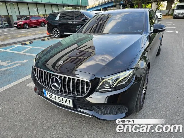 Mercedes-Benz E- W213 E220d 4MATIC Exclusive