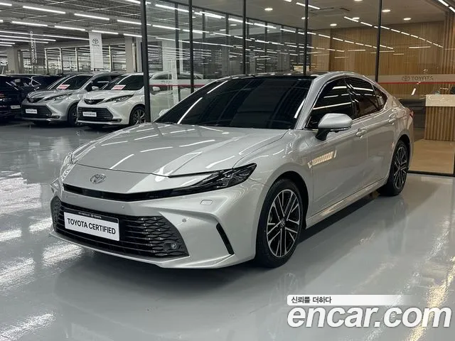 Toyota Camry (XV80) 2.5 XLE Premium Hybrid