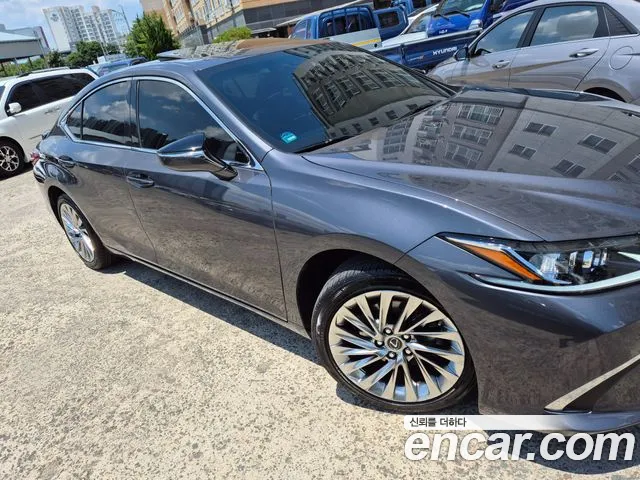 Lexus ES300h 7