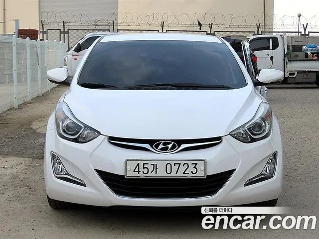 Hyundai The New Avante 1.6 VGT Base