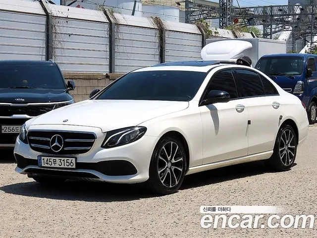 Mercedes-Benz E- W213 E220d