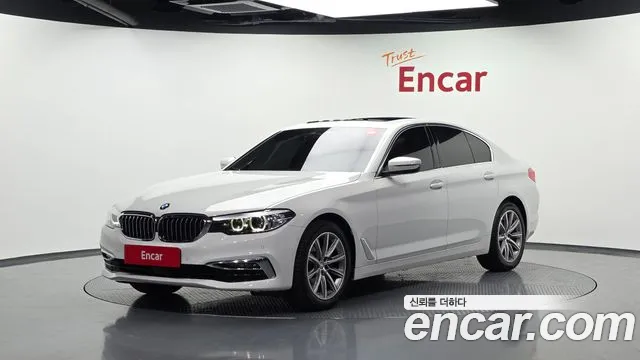 BMW 5 (G30) 520i