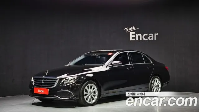 Mercedes-Benz E- W213 E220d Exclusive