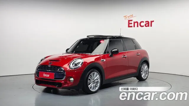 MINI Cooper S 5 Base 3