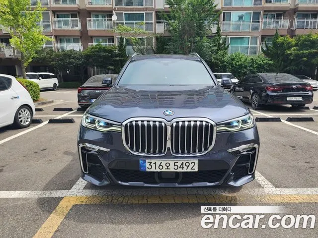 BMW X7 (G07) xDrive 40i M 6