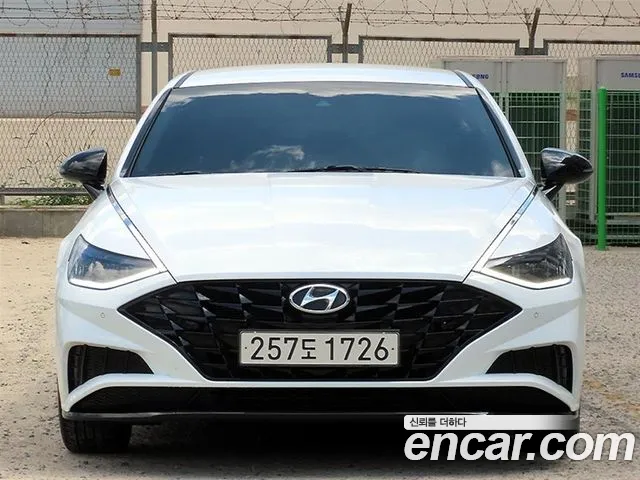 Hyundai Sonata (DN8) 2.0 Premium