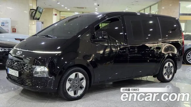 Hyundai Staria L3.5 11