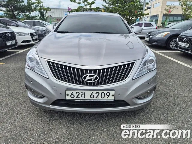 Hyundai Grandeur HG HG240