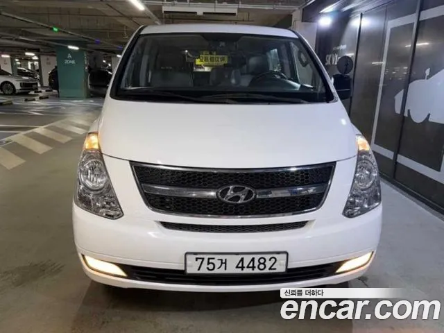 Hyundai Grand Starex 12 CVX