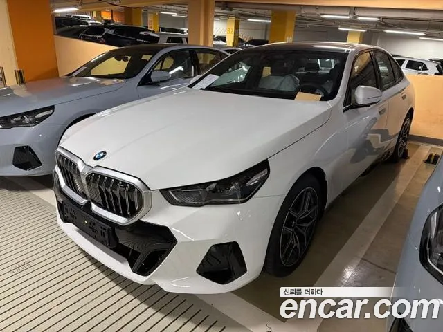 BMW 5 (G60) 520i M