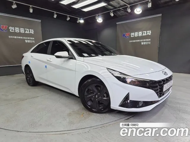 Hyundai Avante Hybrid (CN7)