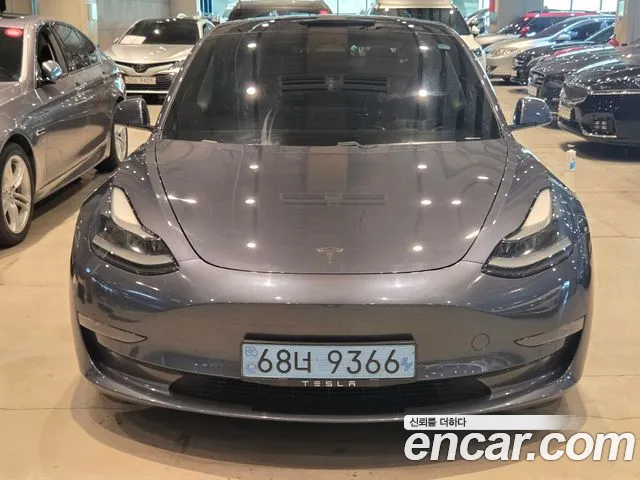 Tesla 3 AWD