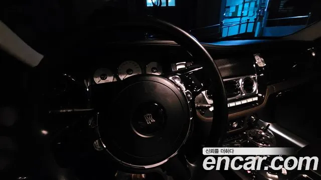 6.6 V12