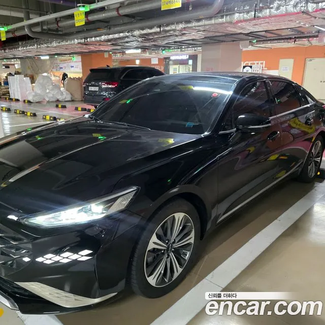 Kia K8 Hybrid Noblesse